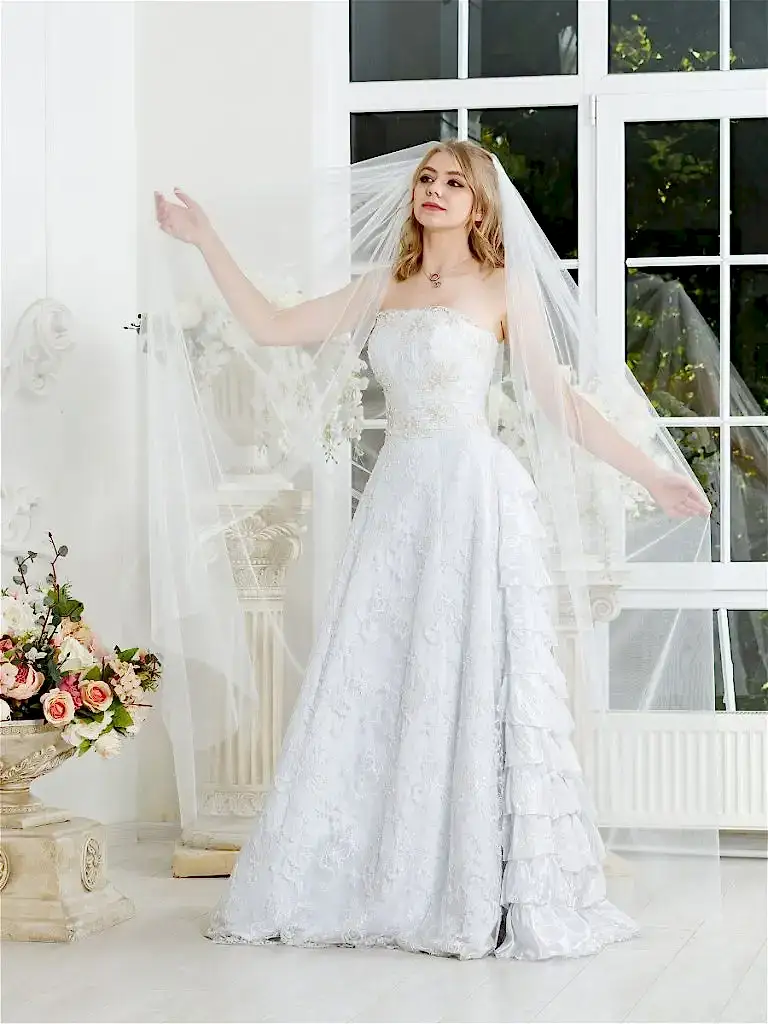 Taşlı Gelinlik Kuru Temizleme